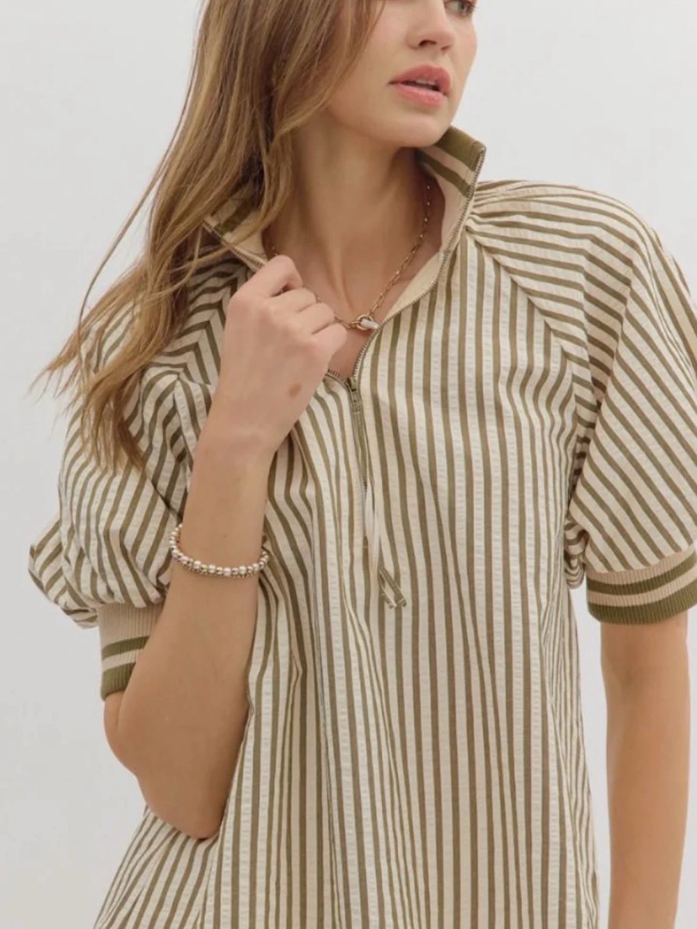 Entro - Green And Cream Striped Puff Short Sleeve Half Zip Blouse Size Medium